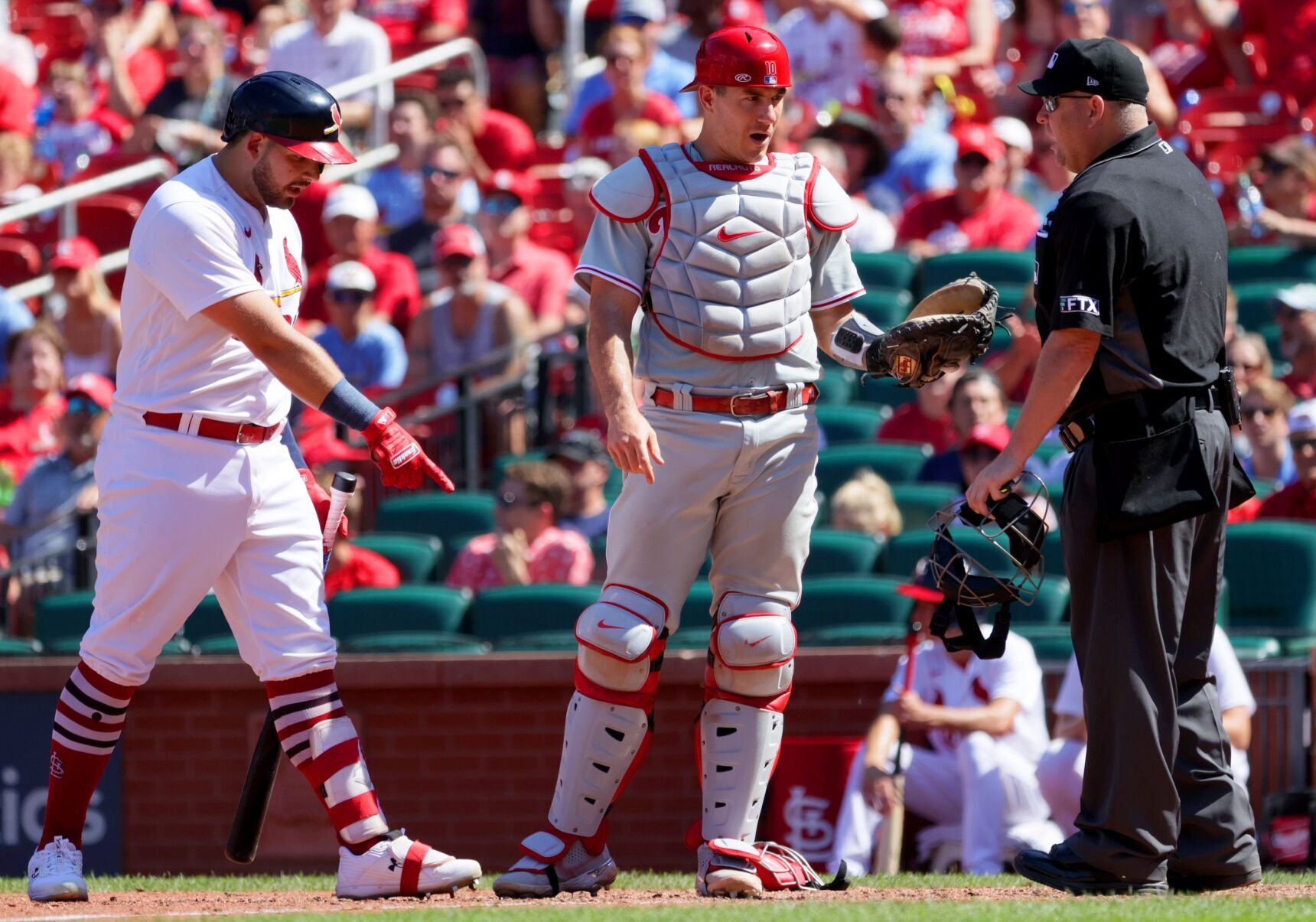Cardinals host Phillies
